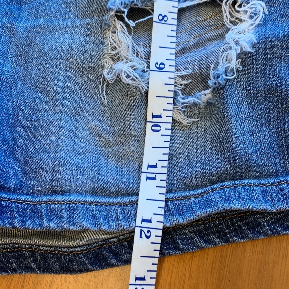 Joe’s Jeans Marylee Women’s Distressed Shorts • Sz 27 - Picture 10 of 10